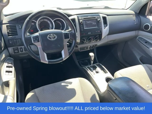Used 2013 Silver Toyota SR5 image 27