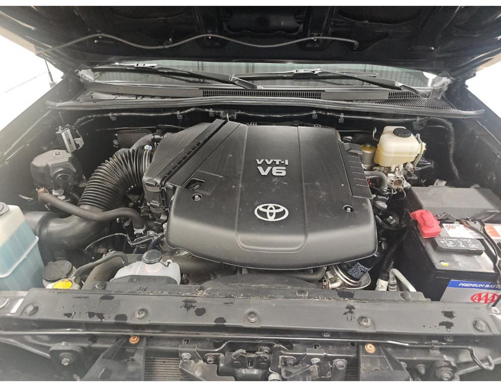 Used 2013 Black Toyota Base image 4
