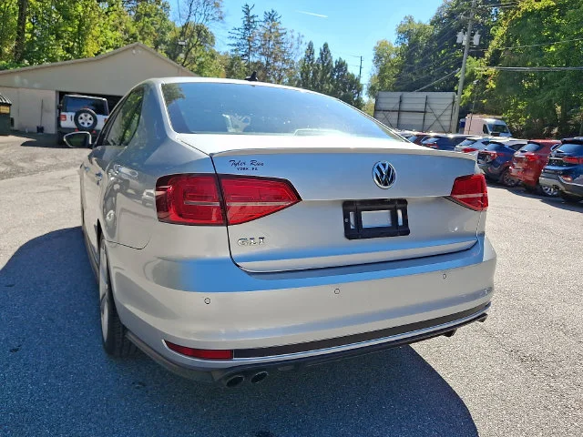 Used 2016 Silver Volkswagen 2.0T GLI SE image 8