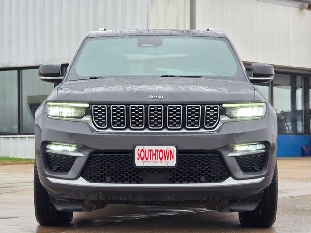Certified Used 2022 Baltic Gray Metallic Clearcoat Jeep Summit image 2