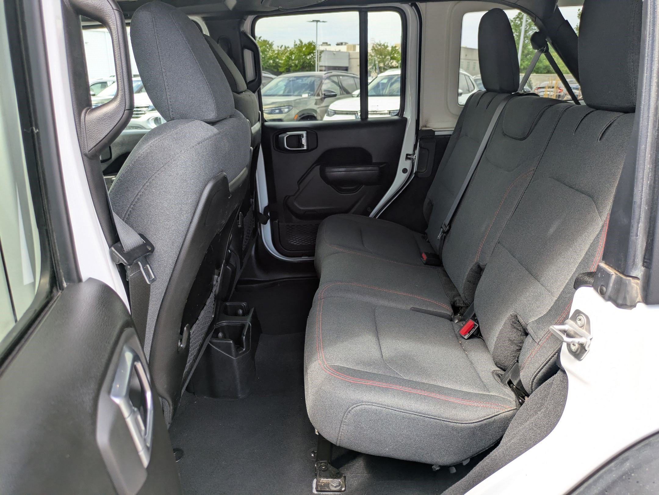 2025 Jeep Wrangler 4-Door Rubicon - Photo 27