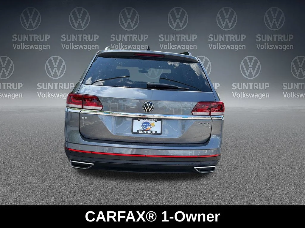 Used 2023 Gray Volkswagen 2.0T SE w/Technology image 4
