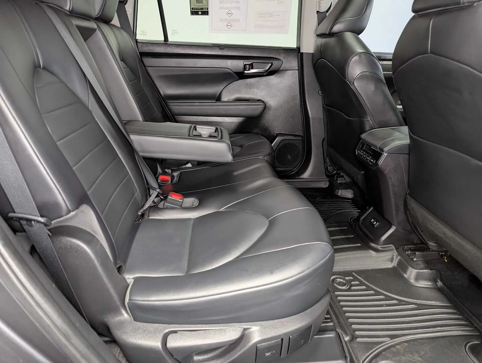 Used 2021 Magnetic Gray Metallic Toyota XLE image 46