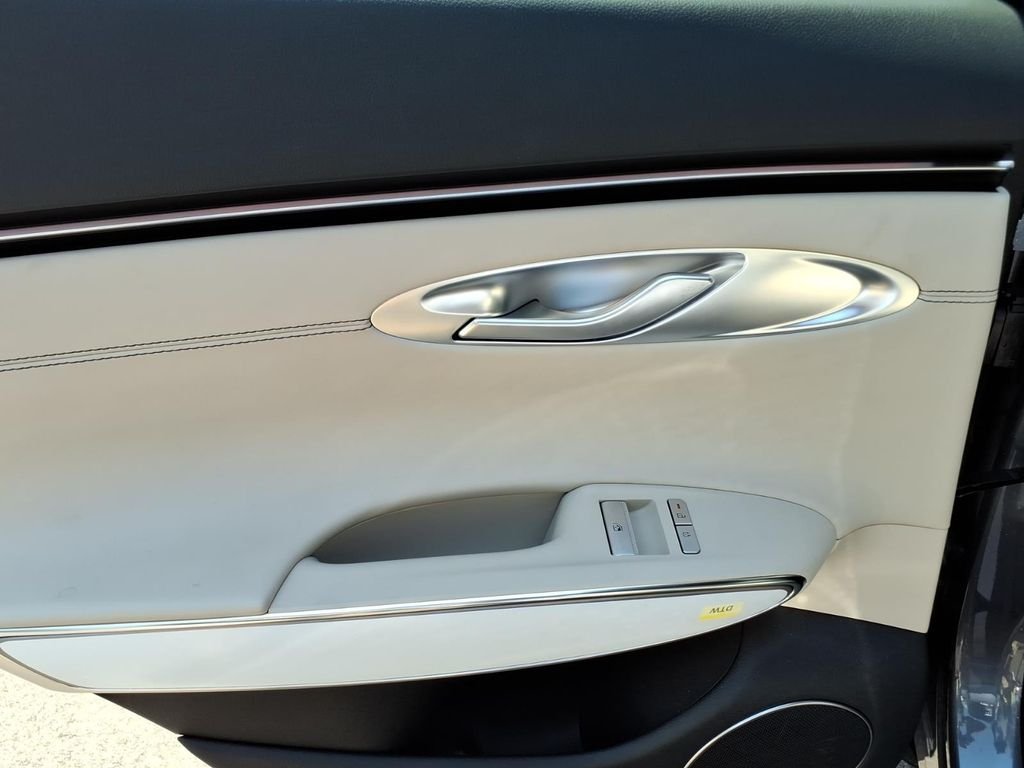 2026 GENESIS GV70 Select - Photo 10