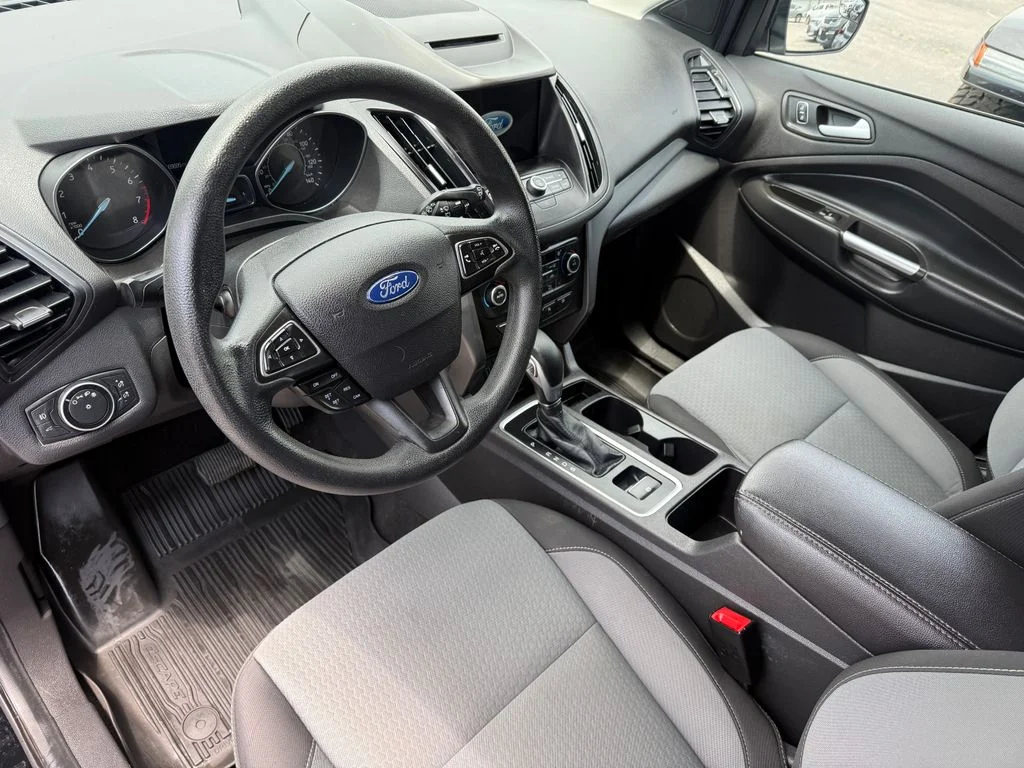 Used 2018 Black Ford SE image 22