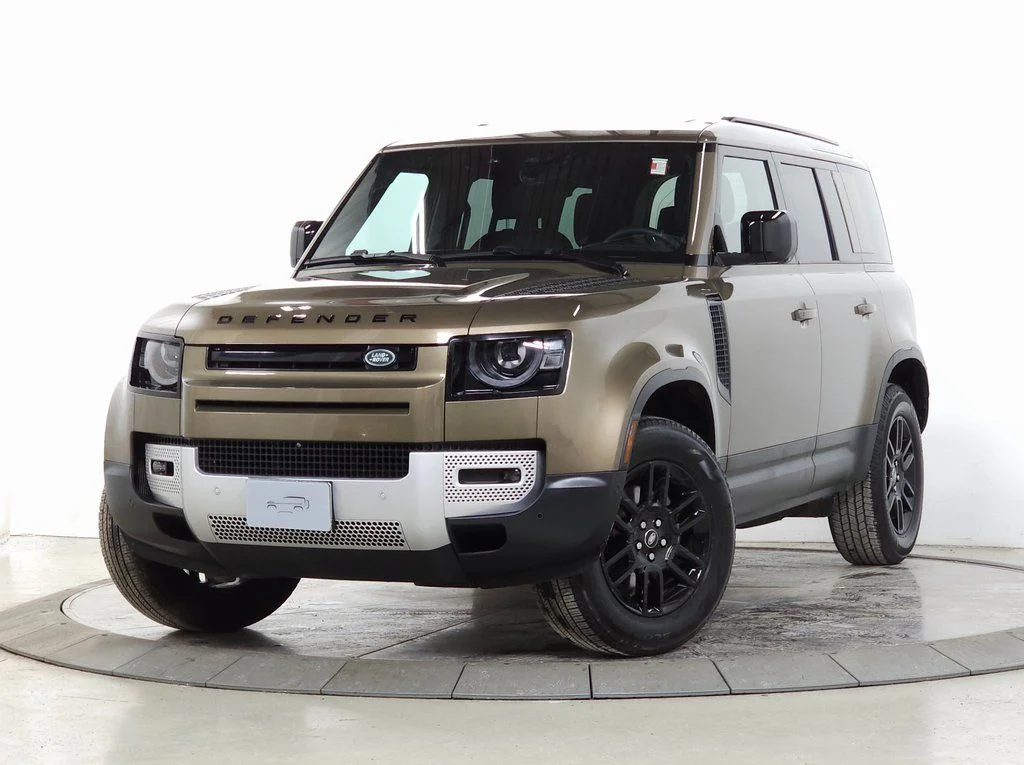 2025 Land Rover Defender 110 S P300's photo