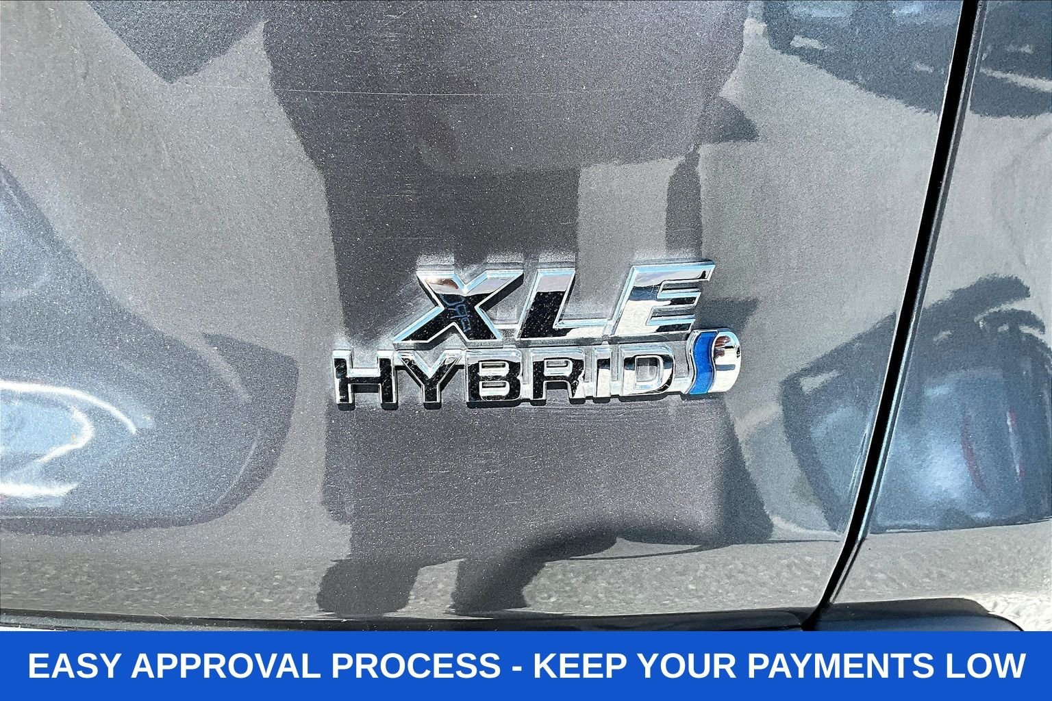 Used 2023 Gray Toyota XLE image 31