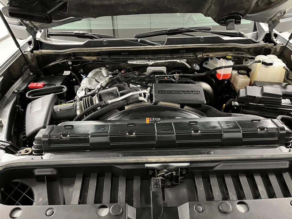 Used 2025 Gray Chevrolet LT image 62
