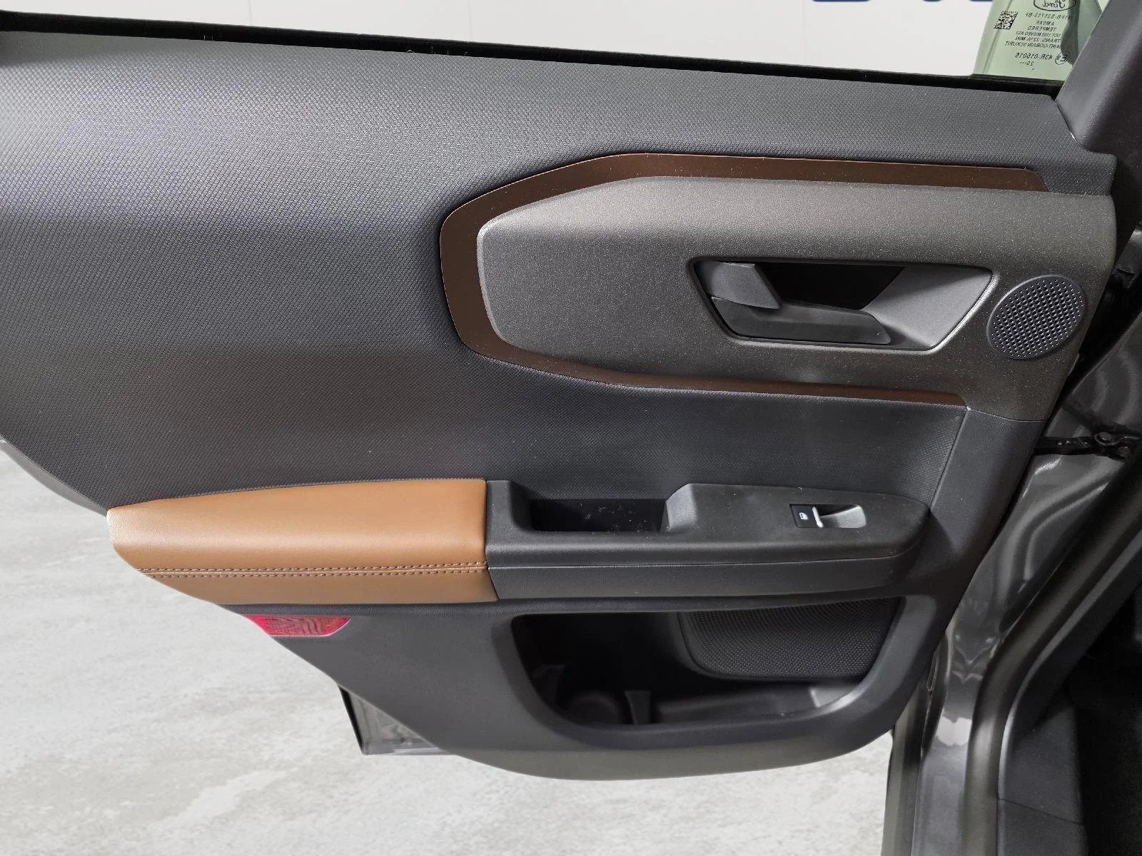 Used 2025 Carbonized Gray Metallic Ford Outer Banks image 17