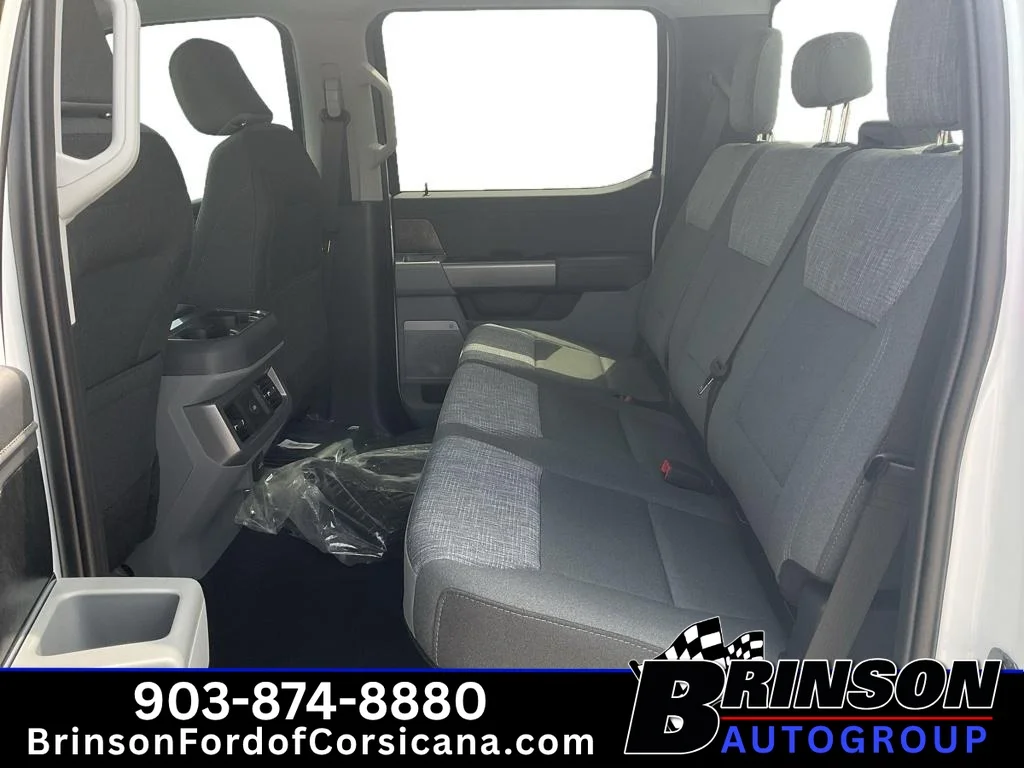 New 2026 Oxford White Ford F-350® XLT image 7