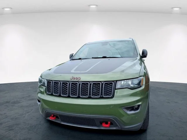Used 2021 Green Jeep Trailhawk image 4