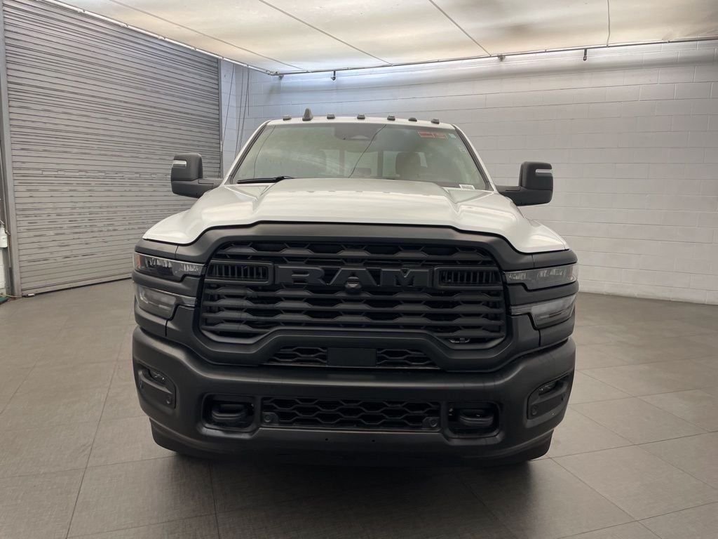 New 2026 Bright White Clear-Coat Exterior Paint RAM Tradesman DRW image 6