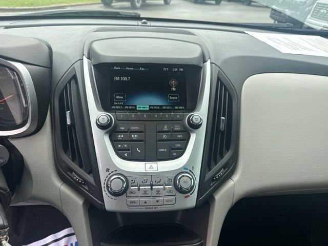 Used 2017 Silver Chevrolet LS image 18