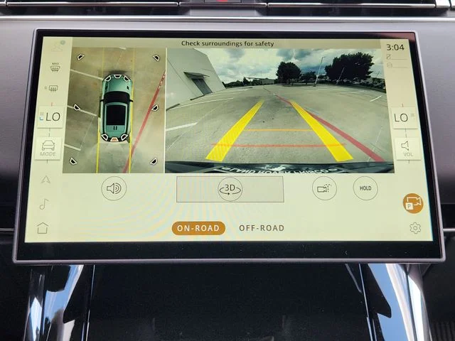 New 2026 Varesine Blue Land Rover Dynamic SE image 17