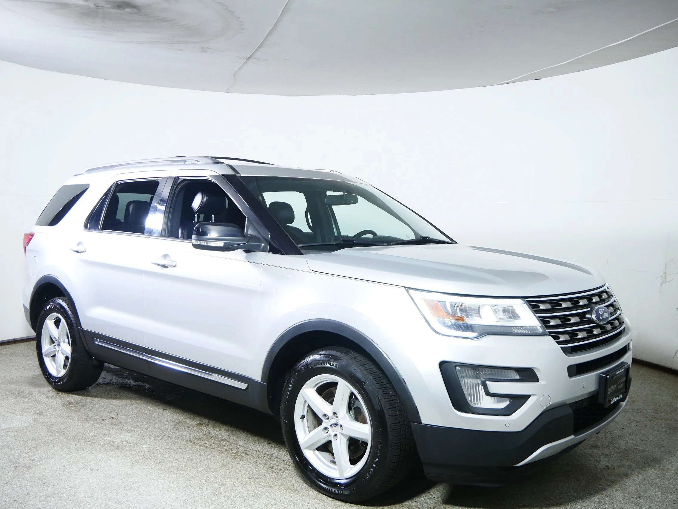 2017 Ford Explorer XLT 4WD's photo