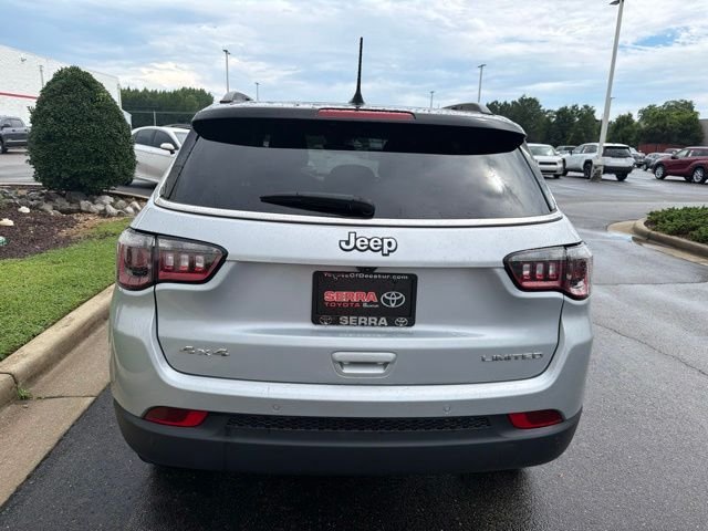 Used 2025 Silver Jeep Limited image 8
