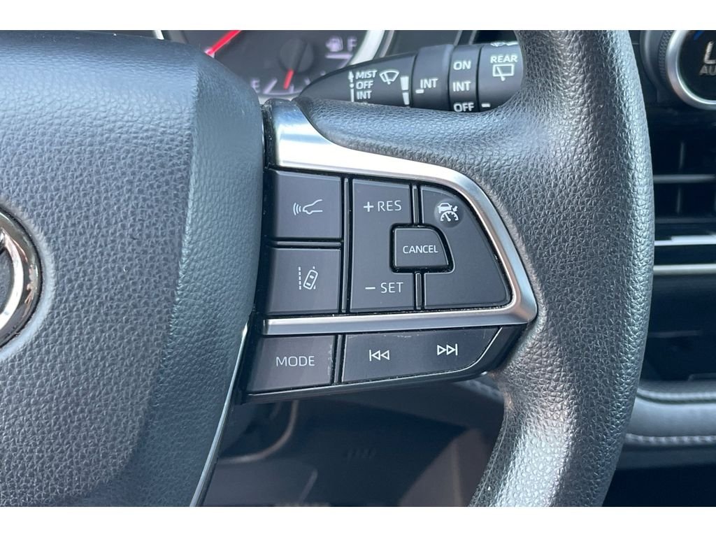 Used 2021 Celestial Silver Metallic Toyota L image 37