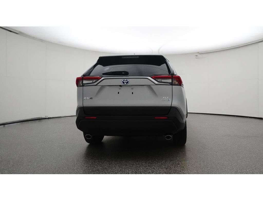 Used 2023 Silver Sky Metallic Toyota Hybrid XLE Premium image 23