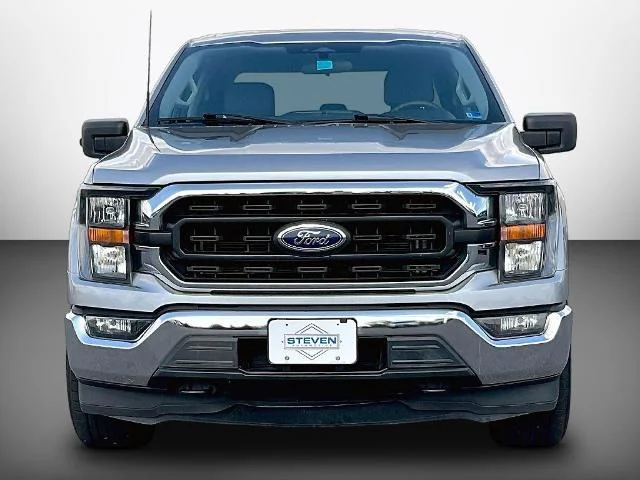 Used 2023 Silver Metallic Ford XLT image 37