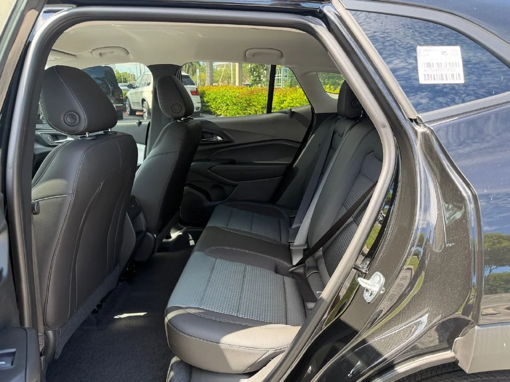 2026 Chevrolet Trax LT - Photo 10