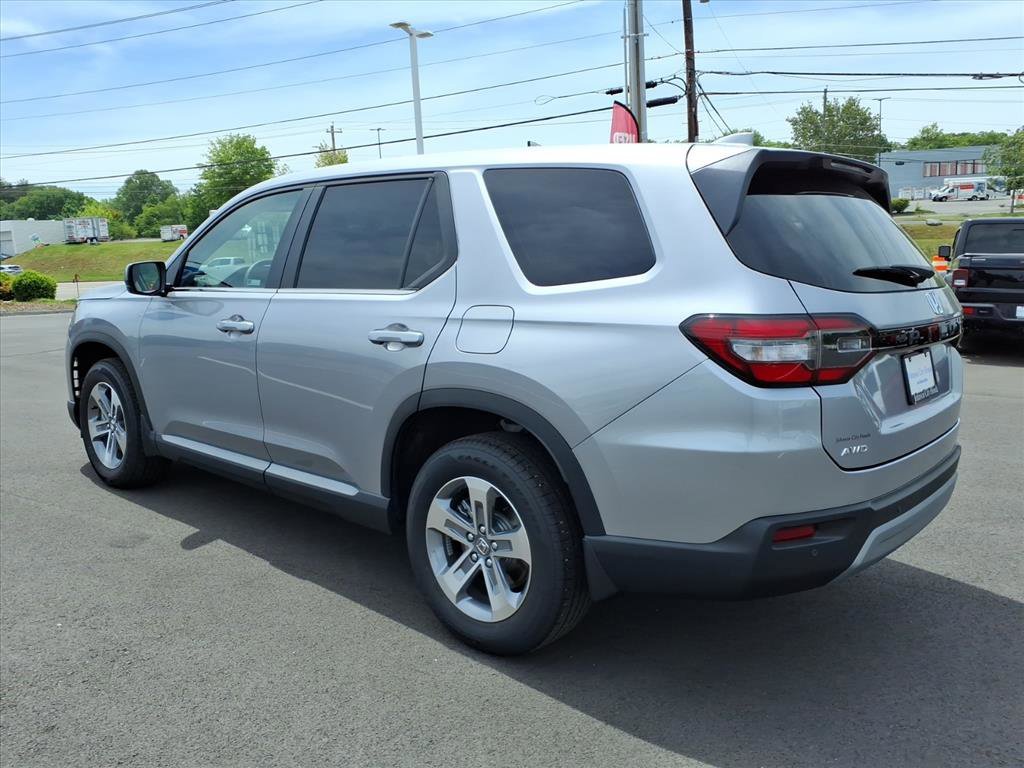 Certified Used 2025 Lunar Silver Metallic Honda AWD EX-L image 37