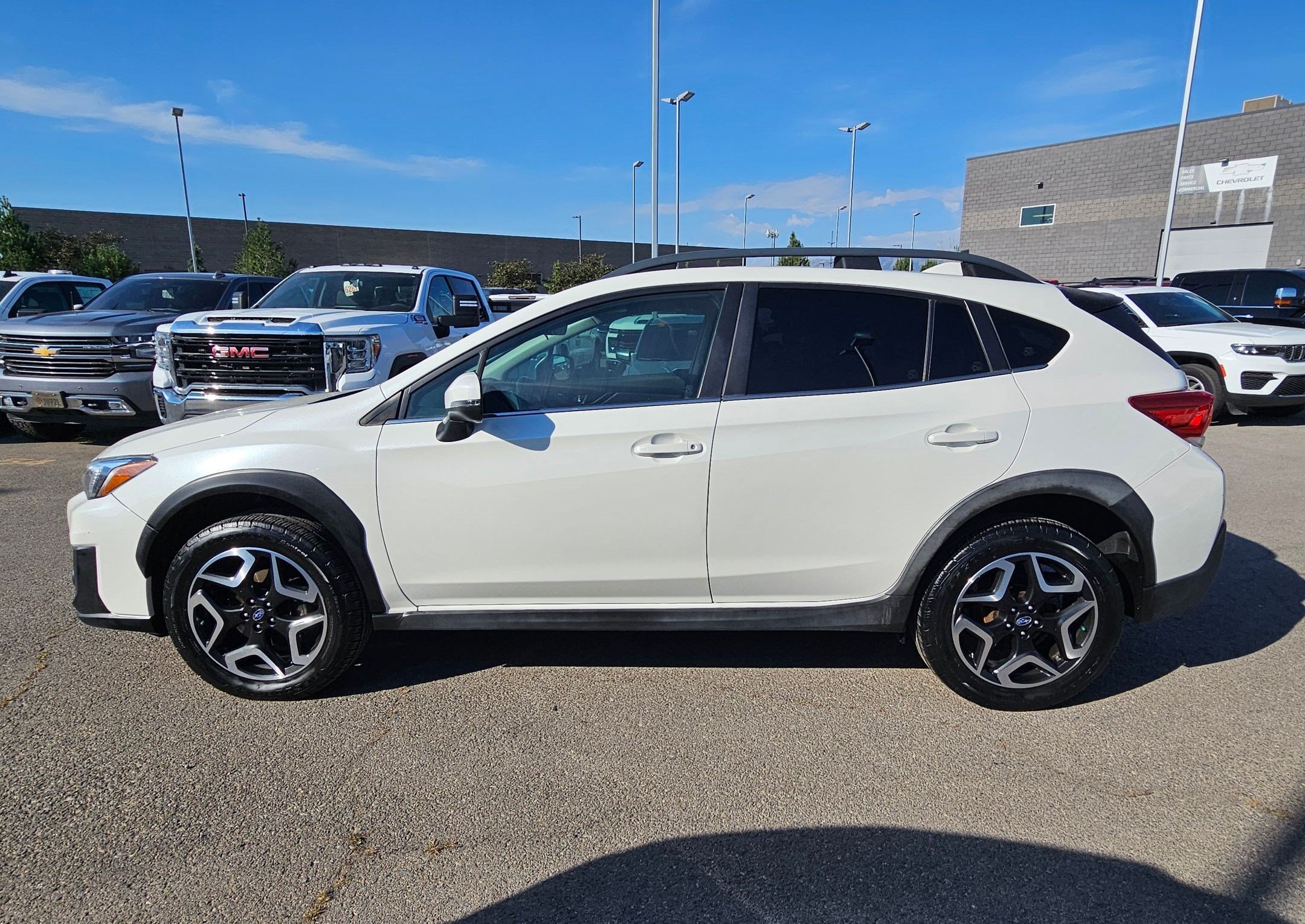 Used 2019 Crystal White Pearl Subaru Limited image 7