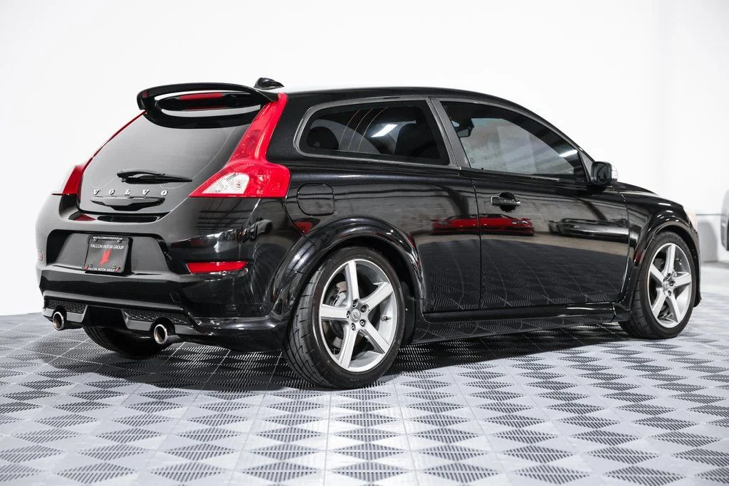 Used 2011 Black Volvo T5 R-Design image 6