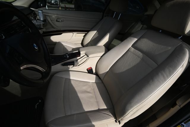 Used 2010 Black BMW 335i xDrive image 7