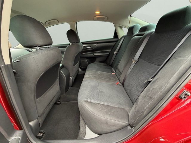 Used 2015 Red Nissan 2.5 S image 15