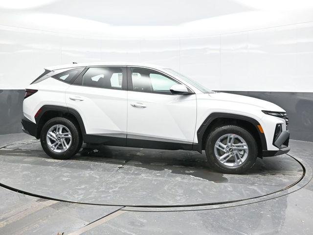 New 2026 White Hyundai SE AWD image 8
