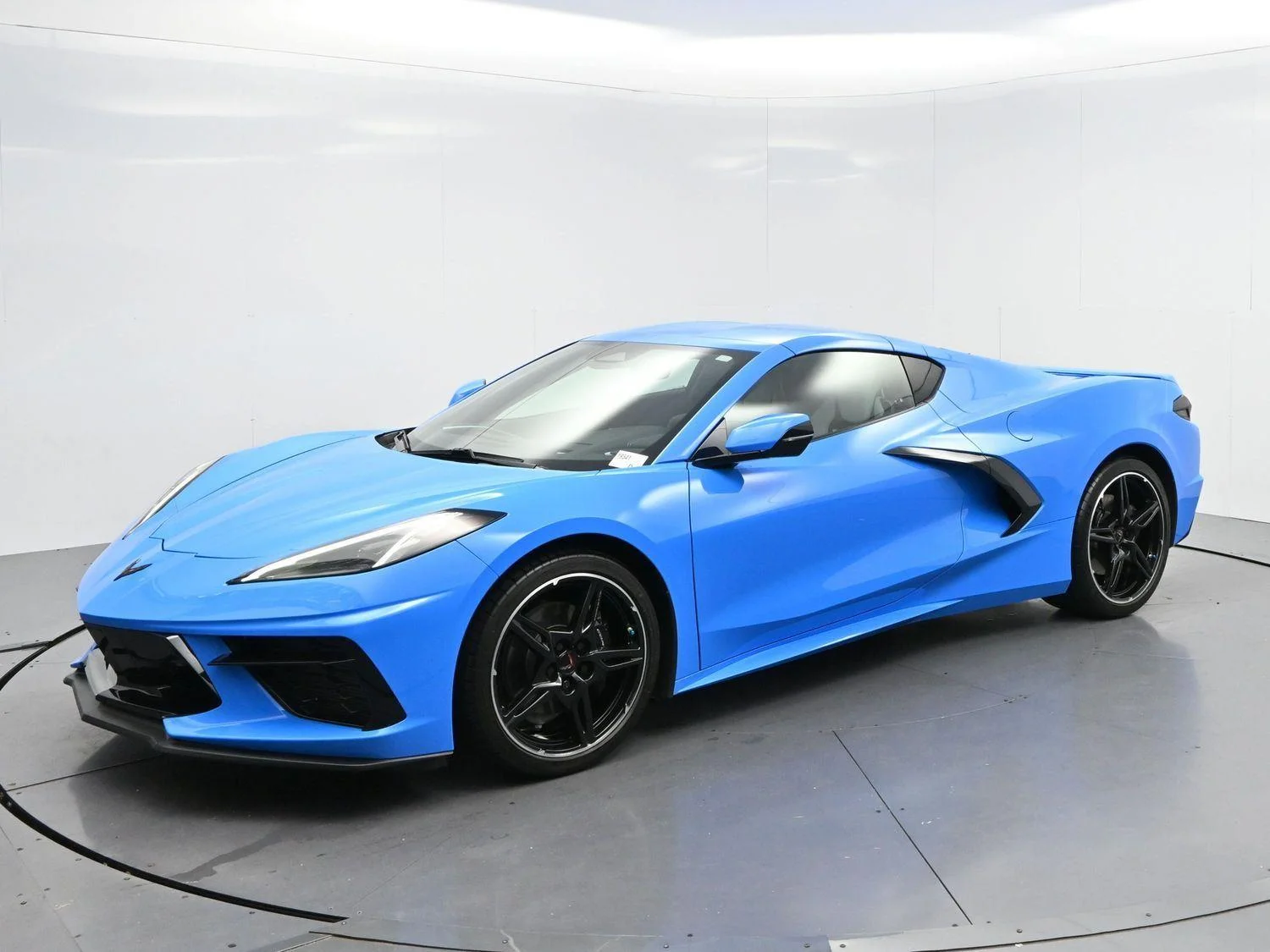 Used 2024 Rapid Blue Chevrolet 2LT image 3