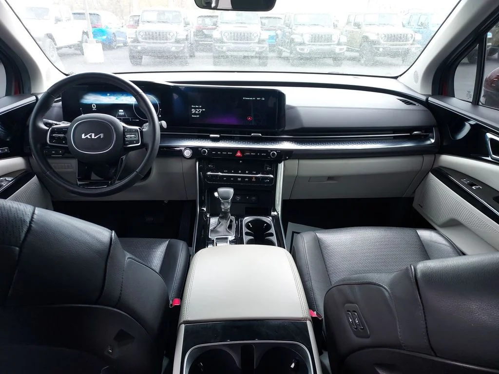 Used 2024 Red Kia SX Prestige image 10