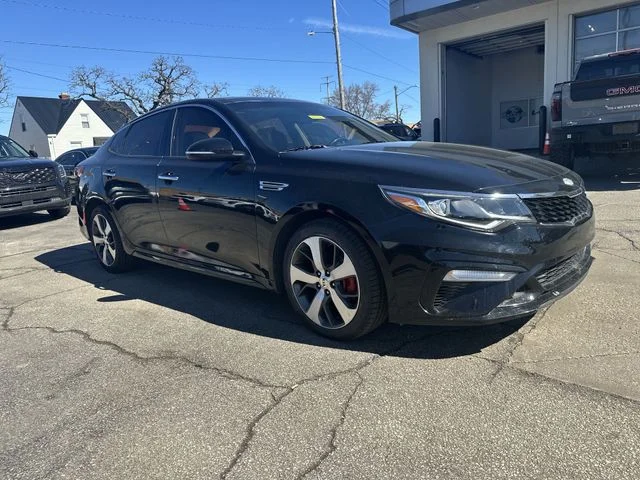 Used 2019 Black Kia S image 11