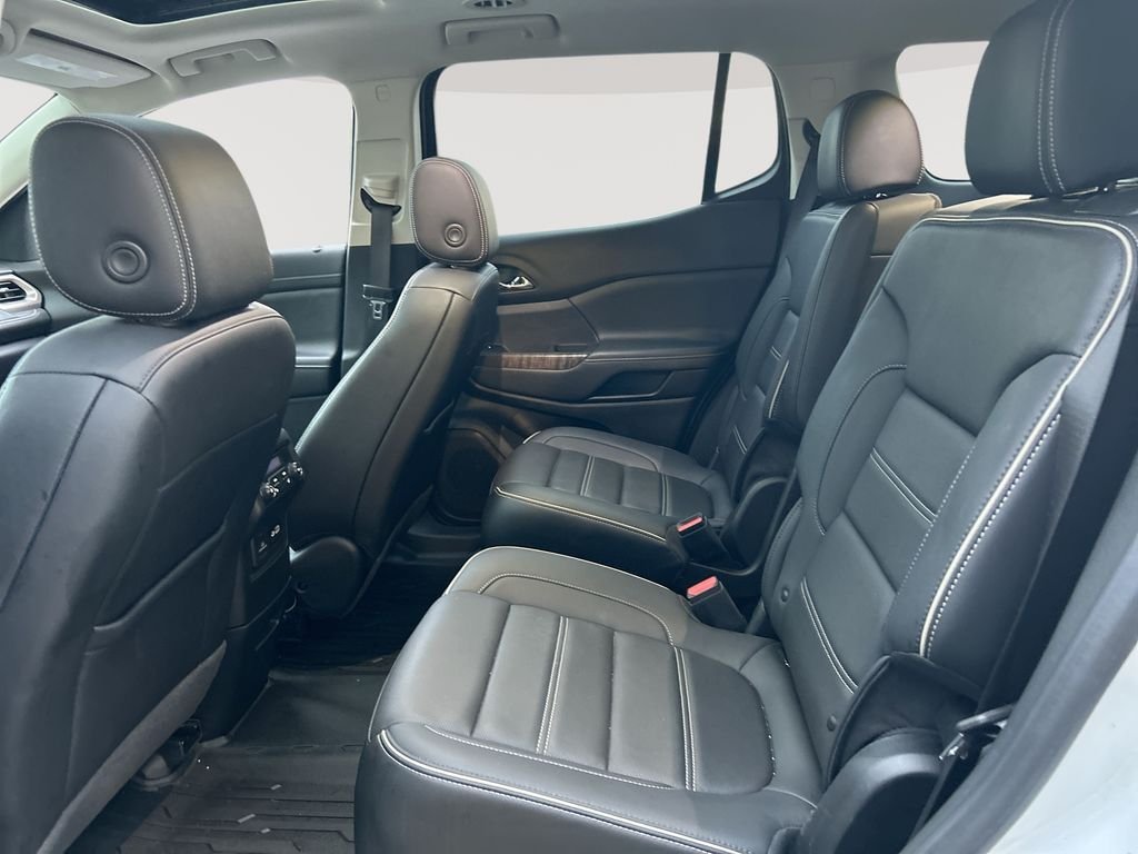 Used 2023 White GMC Denali image 29