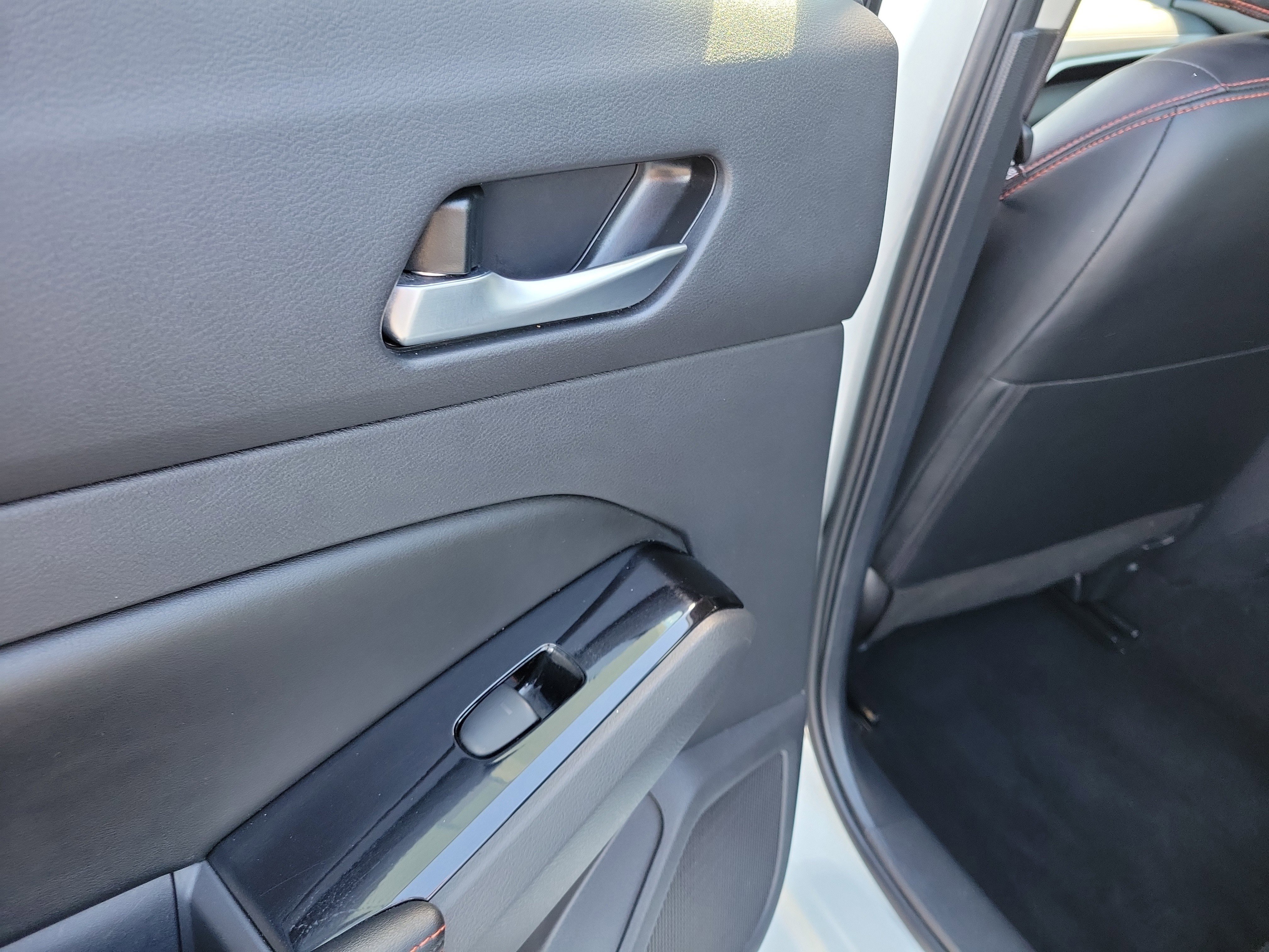 2025 Nissan Altima SR - Photo 13