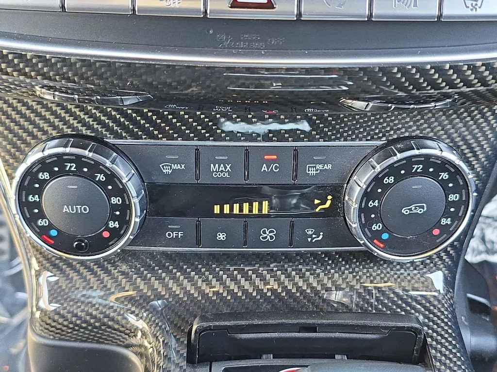 Used 2018 White Mercedes-Benz G 63 AMG® image 26