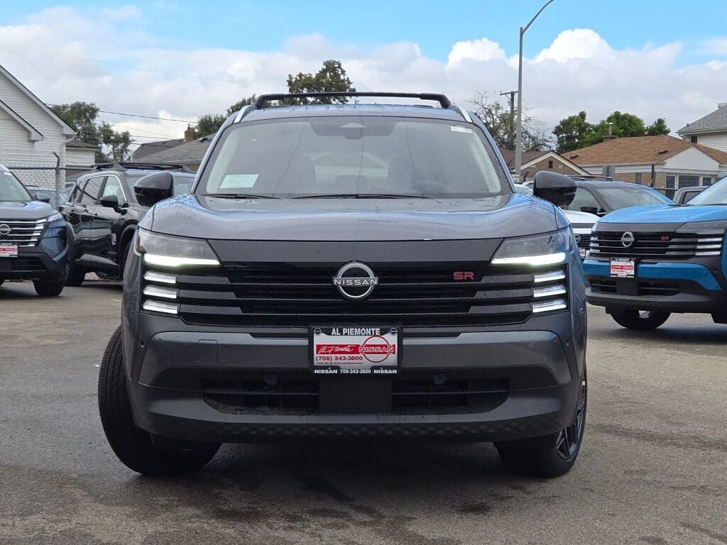 New 2026 Gray Nissan SR image 4