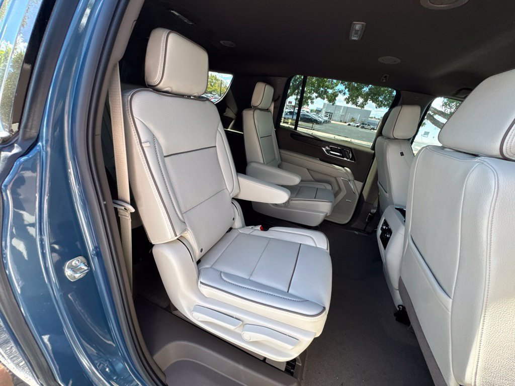 2026 GMC Yukon XL Denali - Photo 22