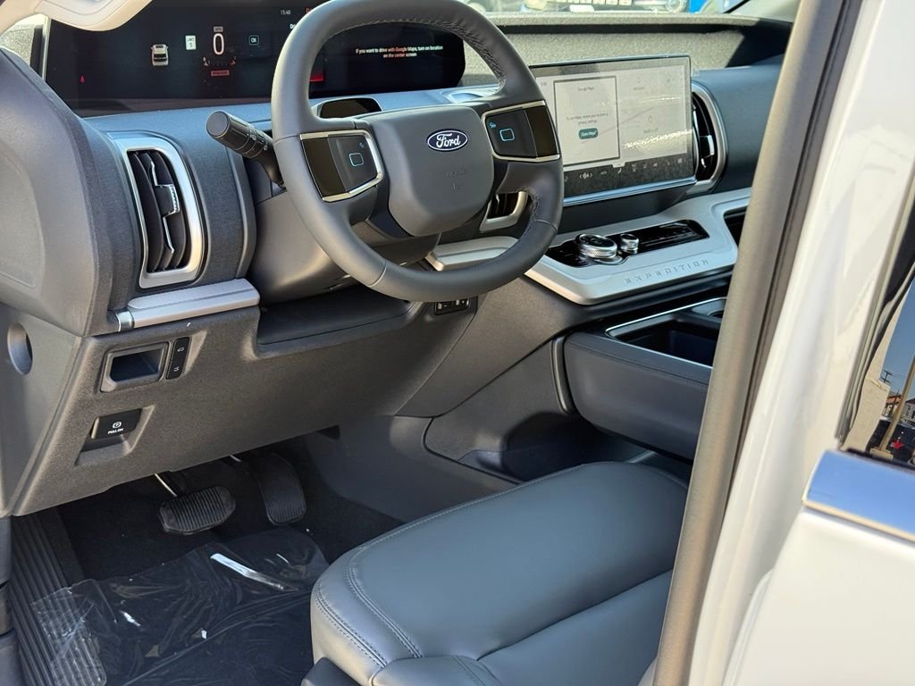 New 2027 Star White Metallic Tri-Coat Ford MAX Active image 6