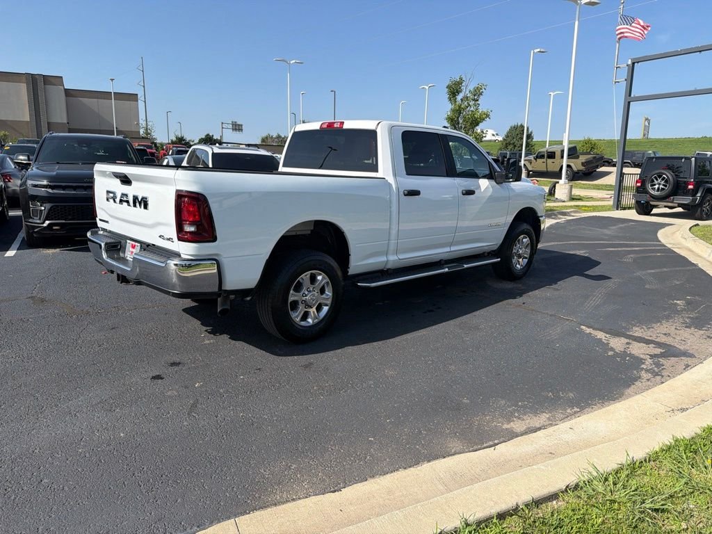 Used 2025 White Ram Big Horn image 7