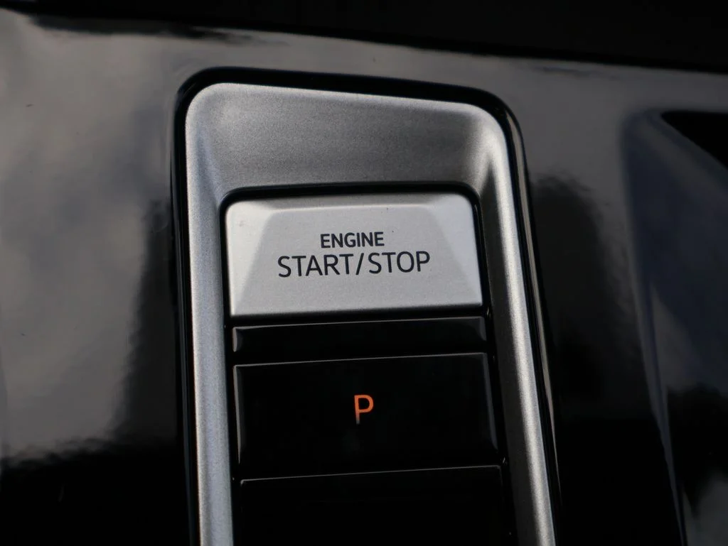 New 2026 Black Volkswagen 2.0T SE w/Technology image 18
