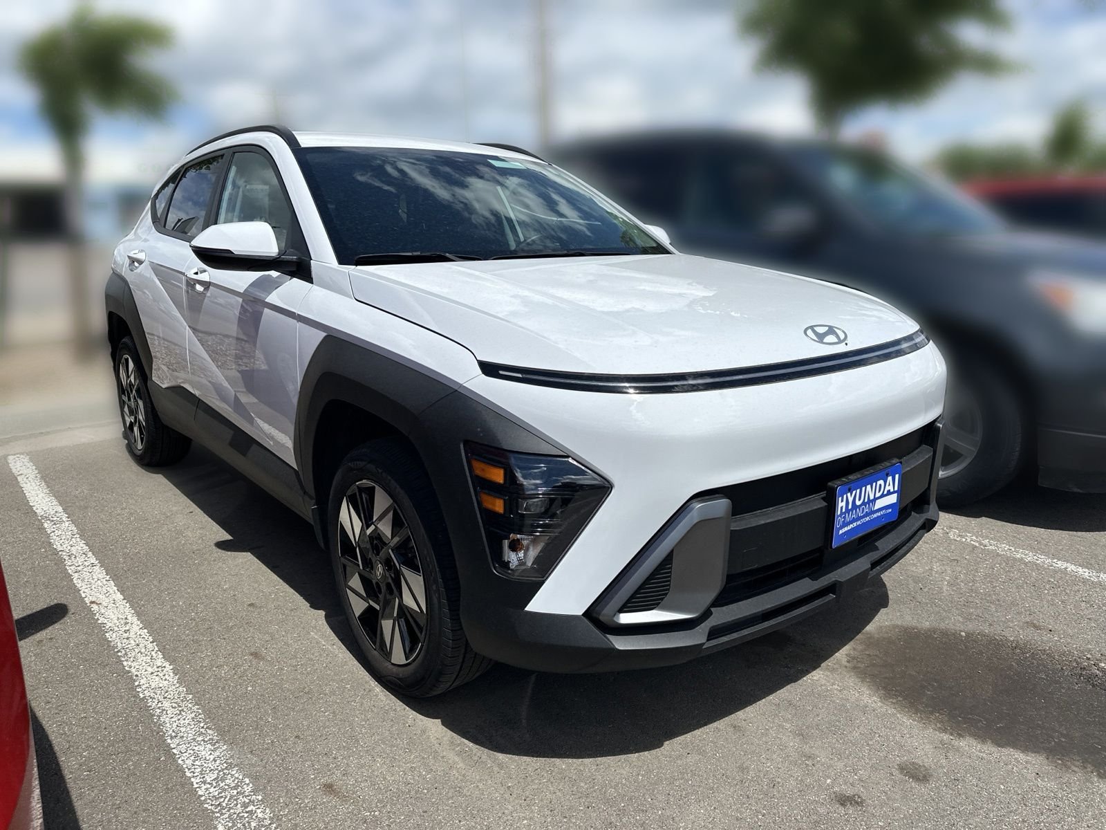 Certified Used 2025 White Hyundai SEL image 2