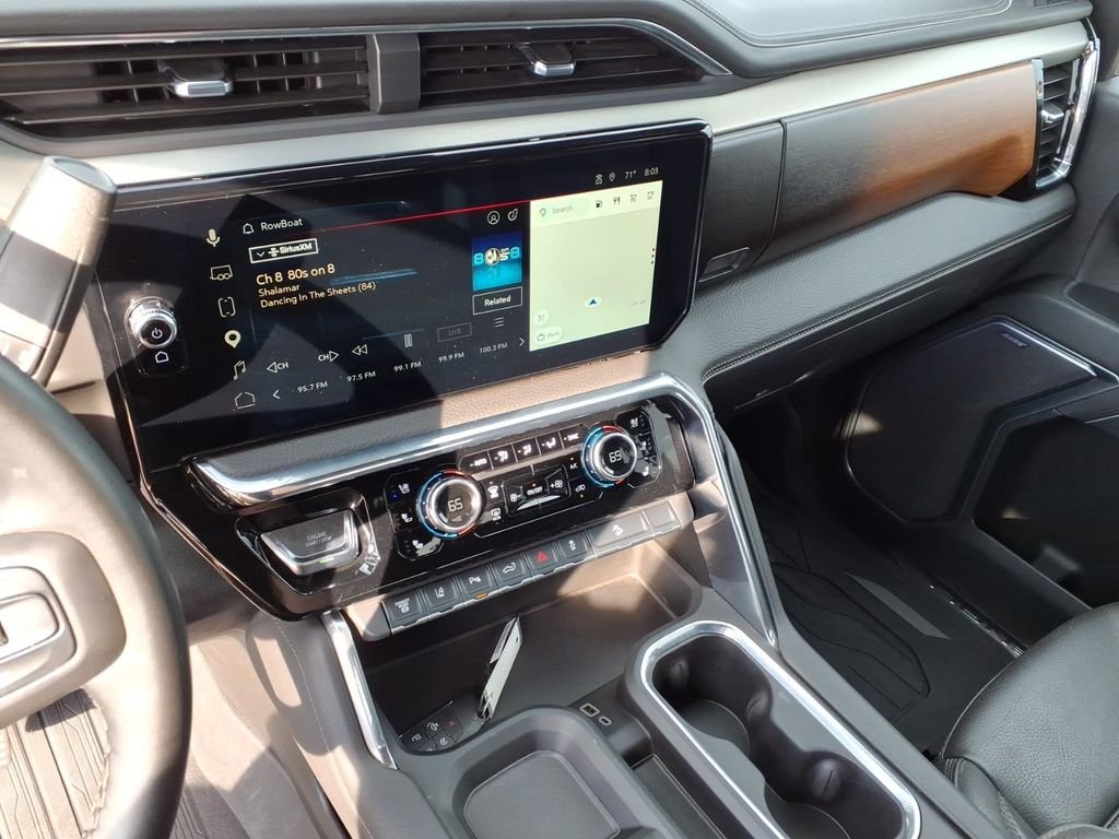 Used 2025 Onyx Black GMC Denali image 8