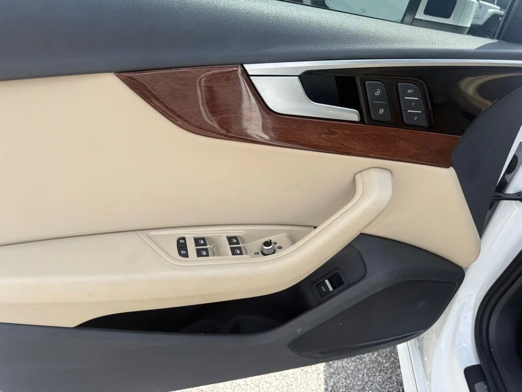Used 2020 White Audi 40 Premium image 5