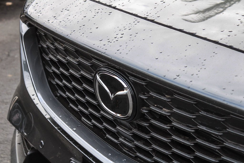 New 2026 Machine Gray Metallic Mazda 2.5 S Preferred AWD image 9