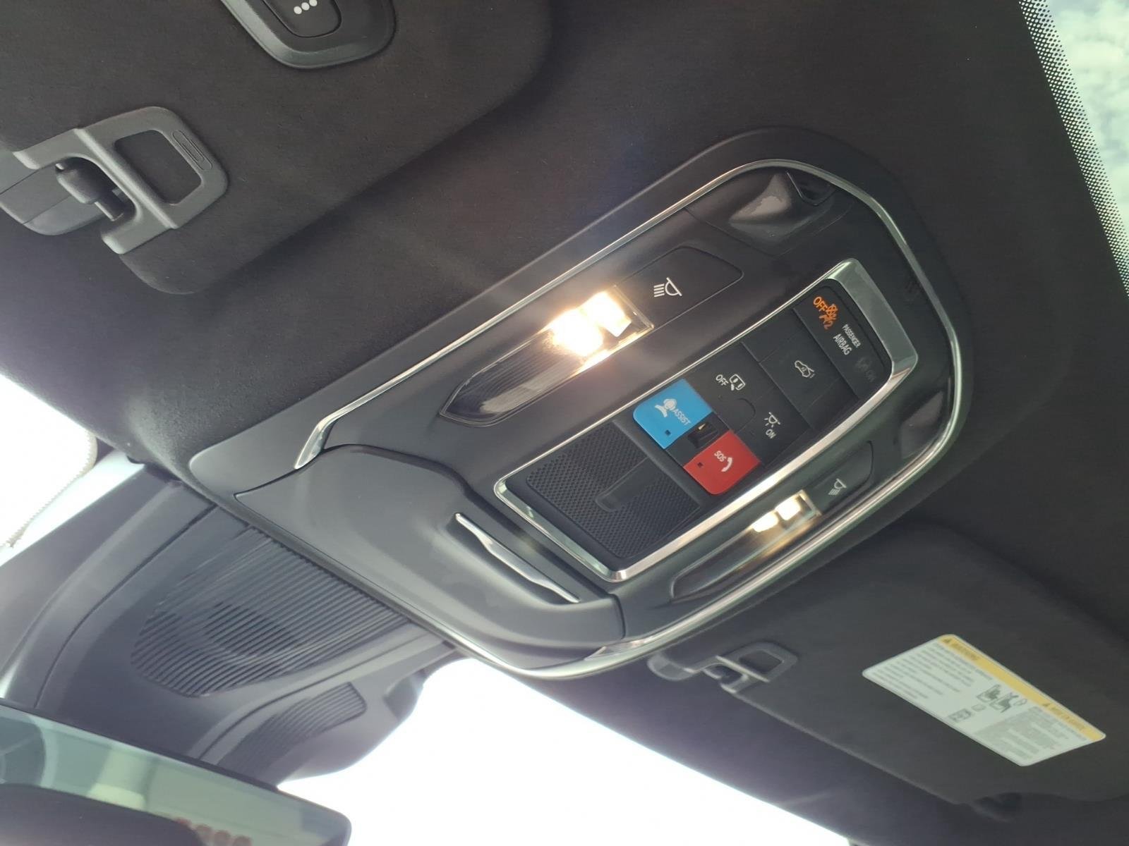 Used 2024 Diamond Black Crystal Pearlcoat Dodge Scat Pack image 12