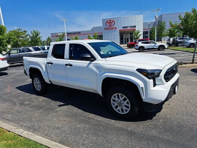 New 2026 Ice Cap Toyota  SR image 5