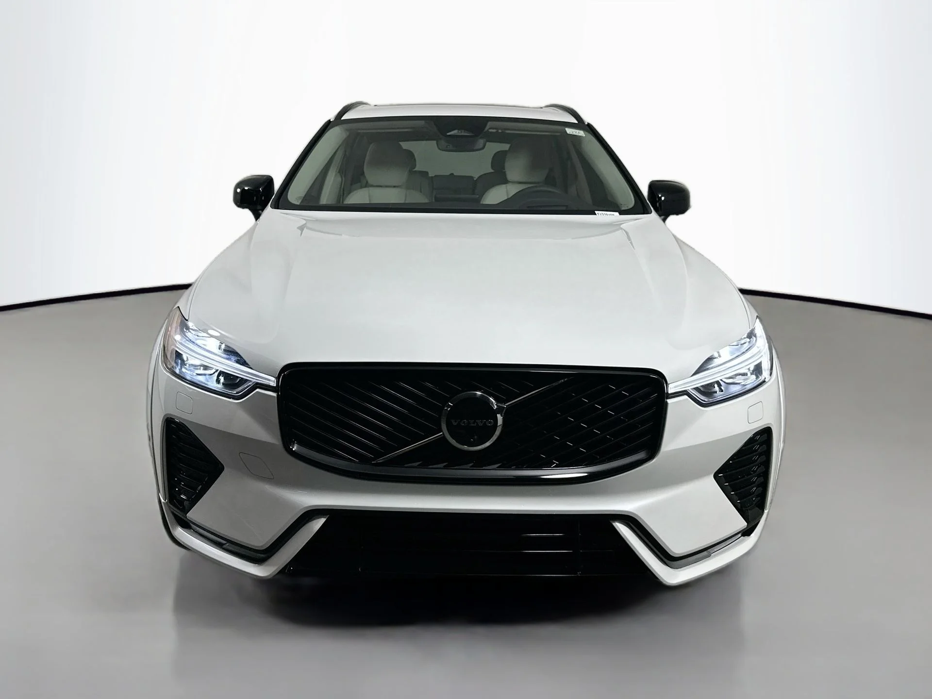 New 2026 Crystal White Volvo Ultra image 2