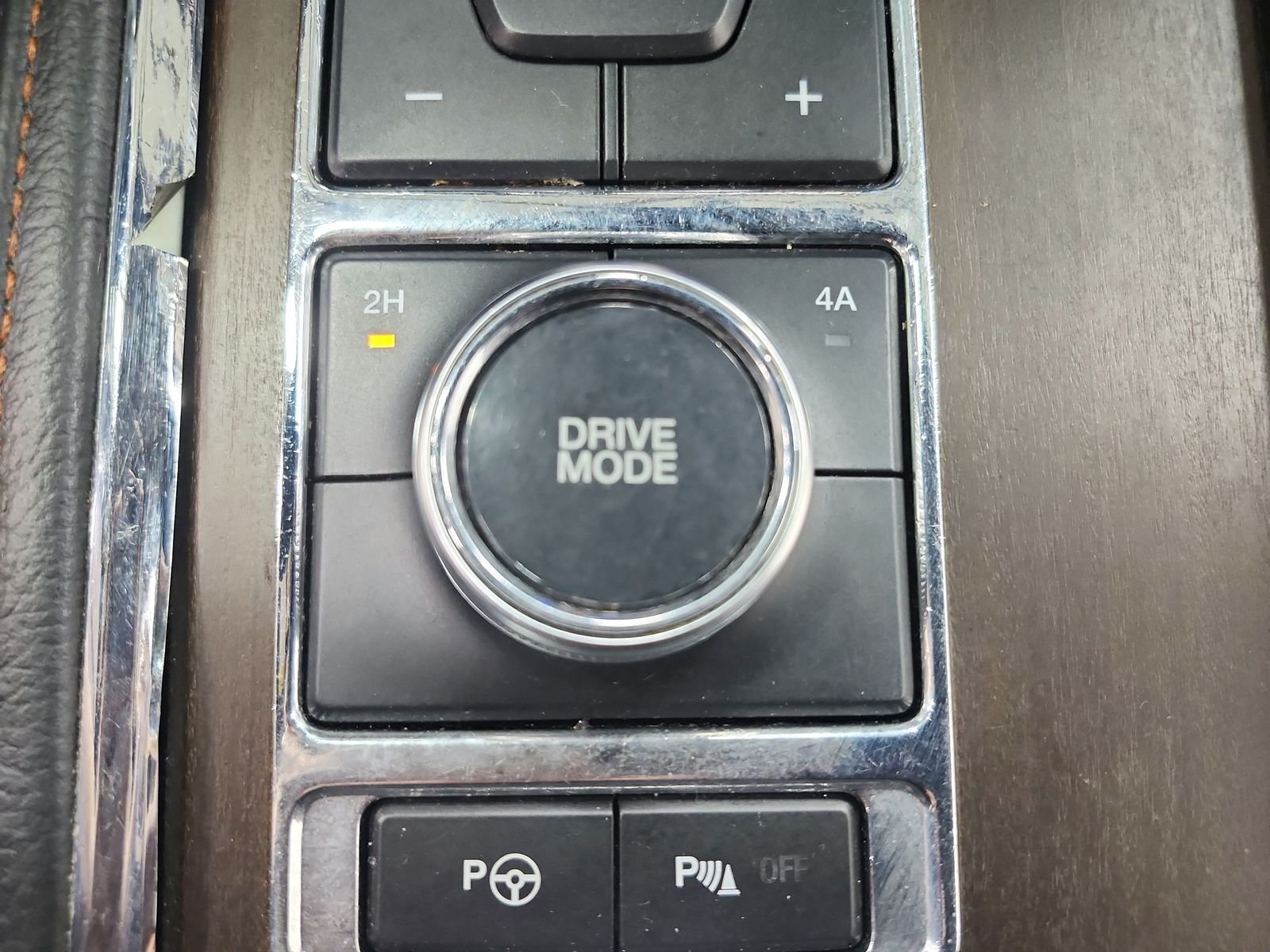 Used 2021 Oxford White Ford King Ranch image 30