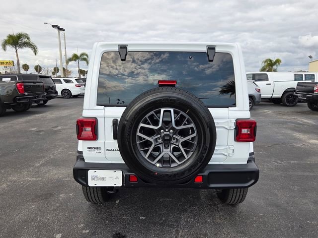 New 2026 Bright White Clear-Coat Exterior Paint Jeep Sahara image 9